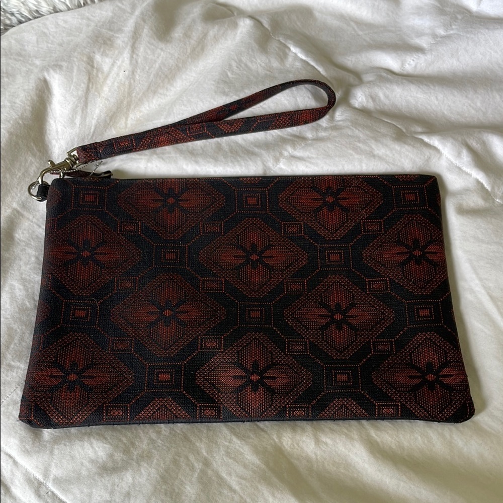 Handmade | Elegant | Fabric | Lined | Clutch/Wristlet | Lightweight | Red/Black